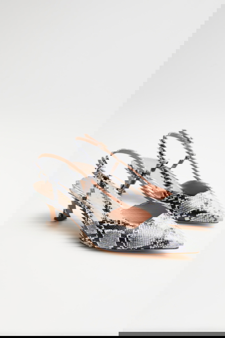 Skórzane buty slingback na...